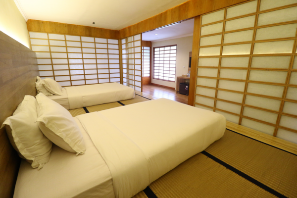 Yabukita Japanese Suite